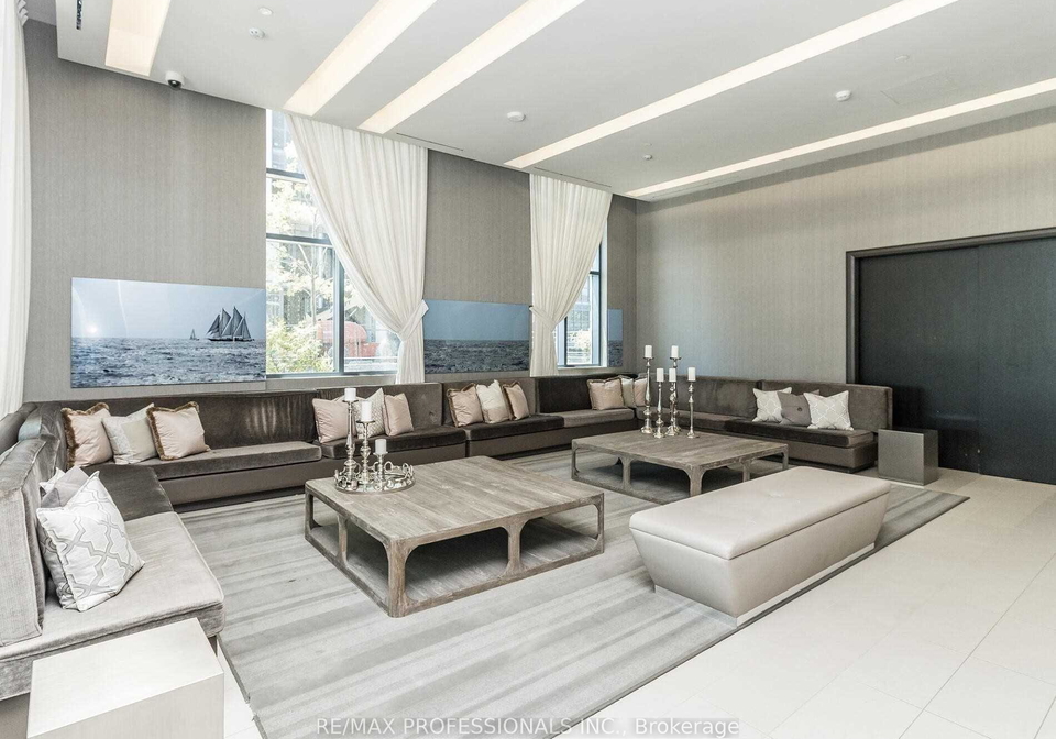 60-annie-craig-drive-etobicoke-ontario-w12506746