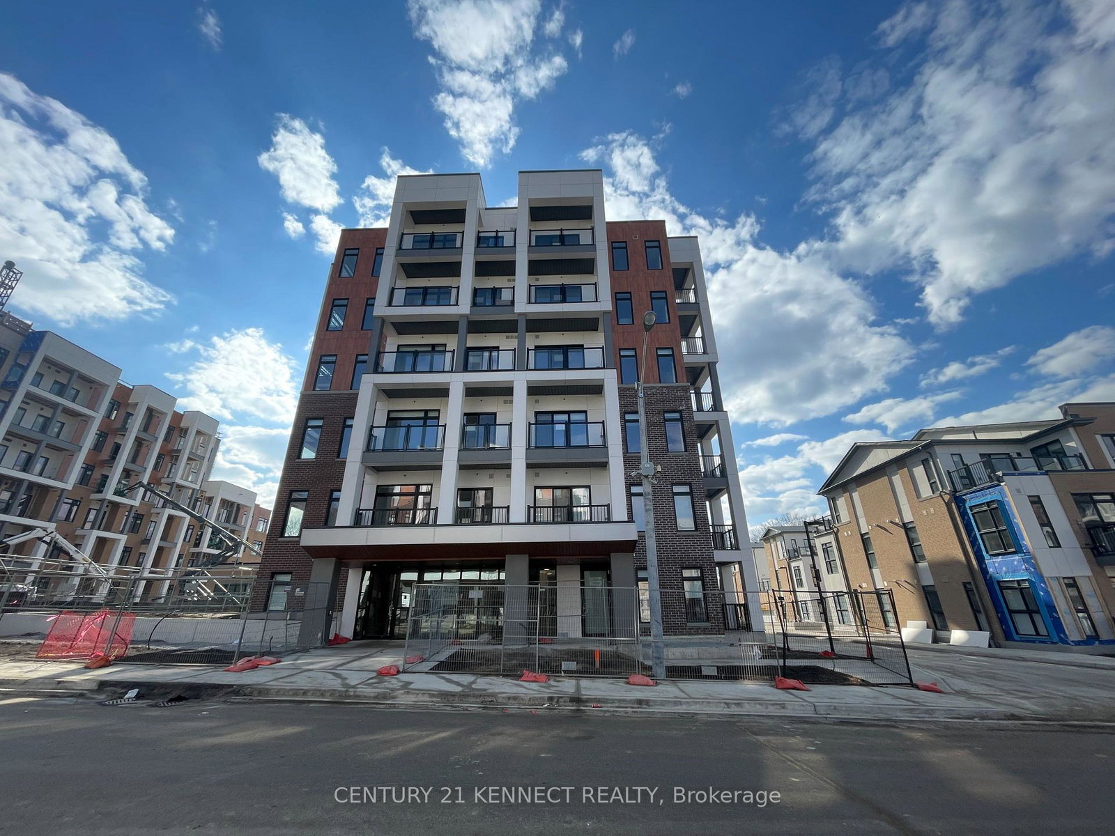 135-canon-jackson-drive-north-york-ontario-w12506990