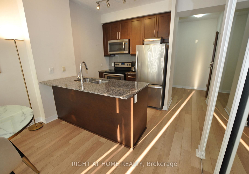 3975-grand-park-drive-mississauga-ontario-w12507228