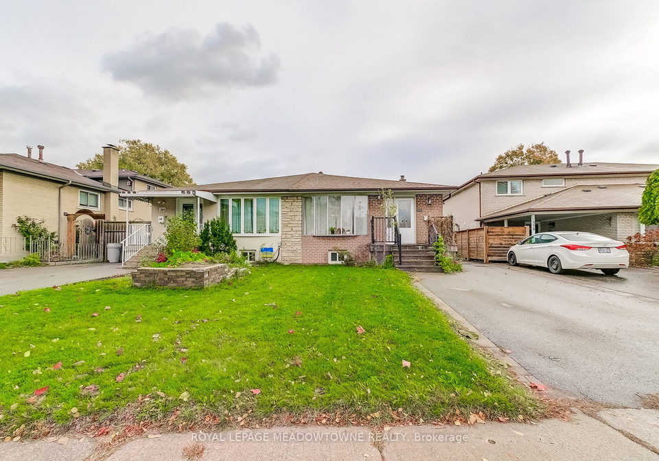 562-raphael-avenue-mississauga-ontario-w12507612