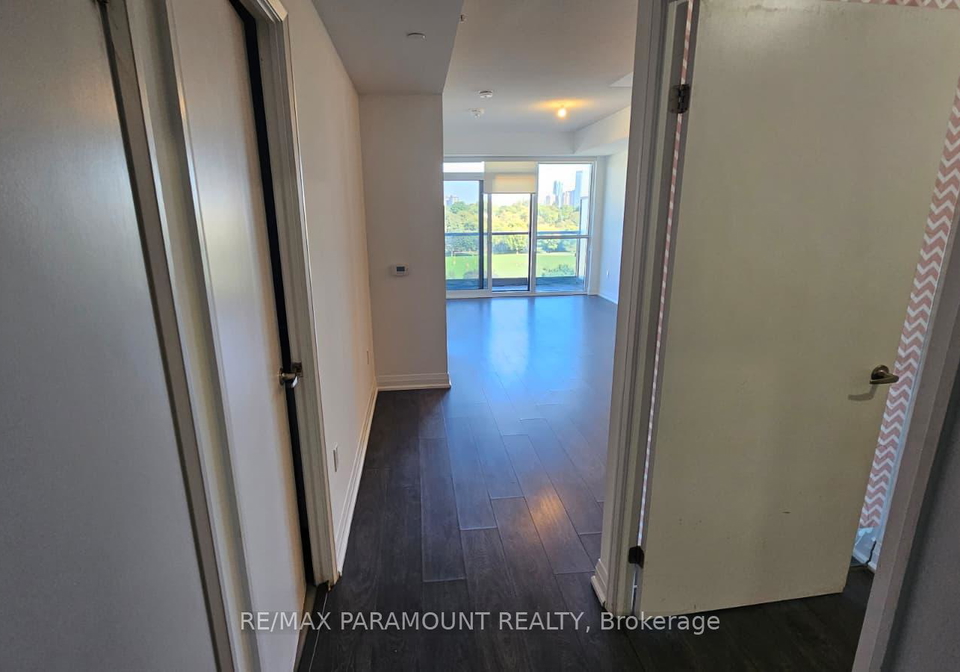 10-gibbs-road-etobicoke-ontario-w12507944