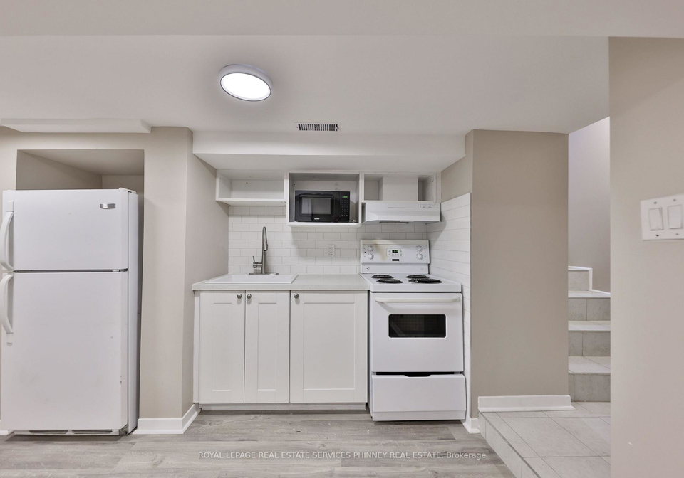 47-washington-avenue-oakville-ontario-w12508910