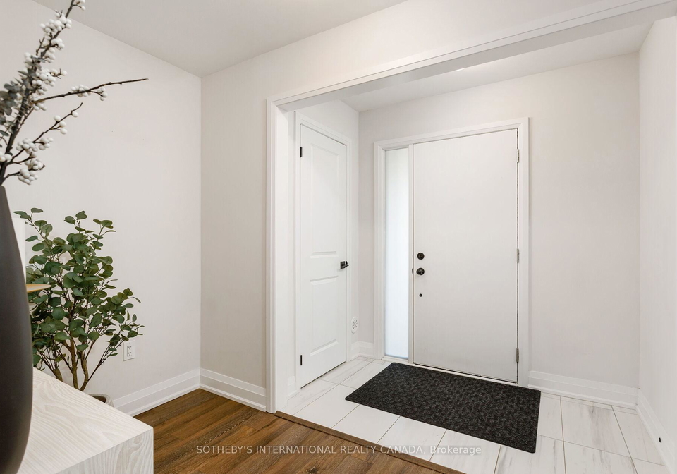 2544-littlefield-crescent-oakville-ontario-w12509374