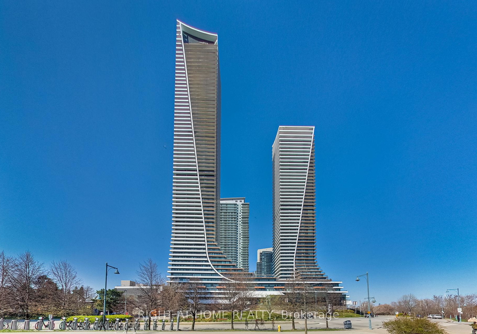 30-shore-breeze-drive-etobicoke-ontario-w12509740