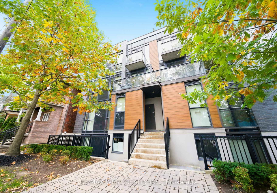 63-ruskin-avenue-toronto-ontario-w12510008