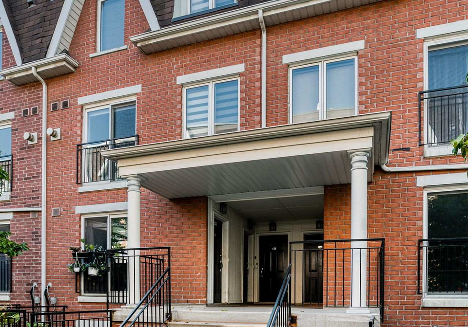 10-laidlaw-street-toronto-ontario-w12510214
