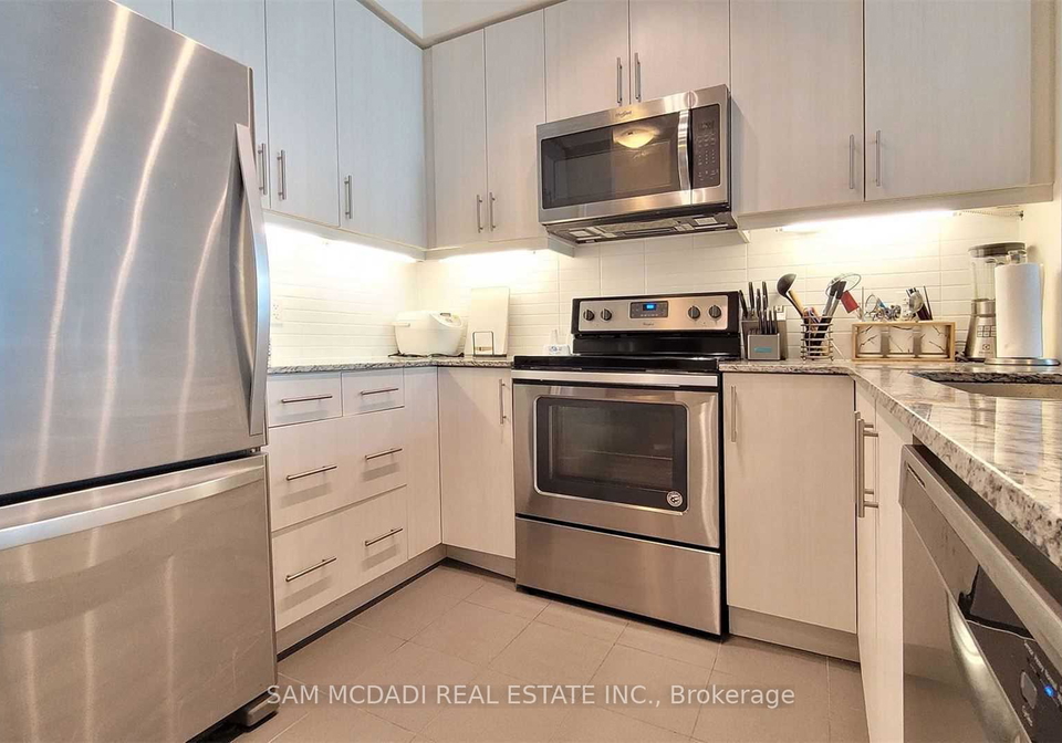 3975-grand-park-drive-mississauga-ontario-w12510270