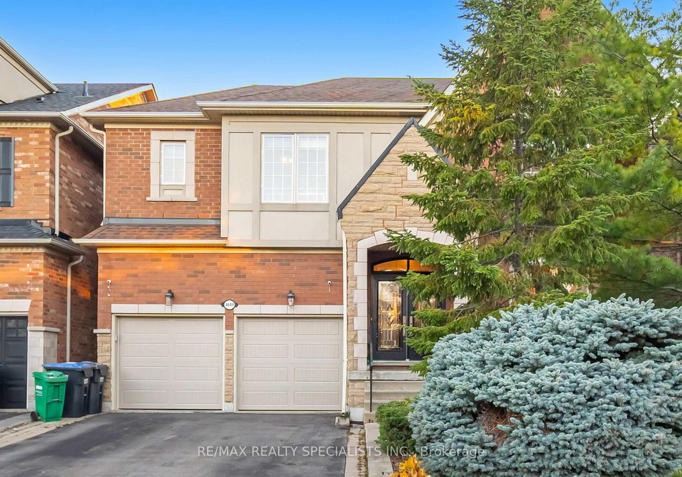 4649-colombo-crescent-mississauga-ontario-w12510448