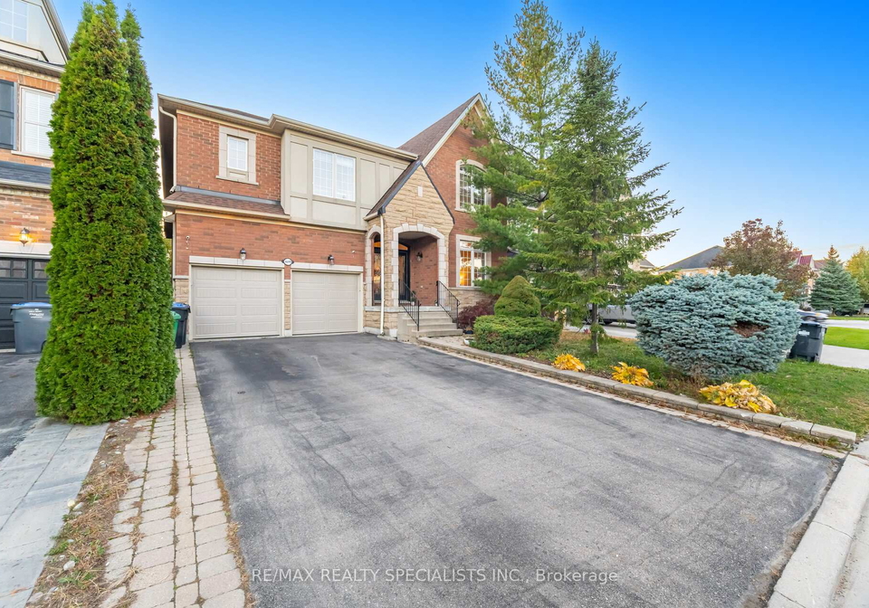 4649-colombo-crescent-mississauga-ontario-w12510448