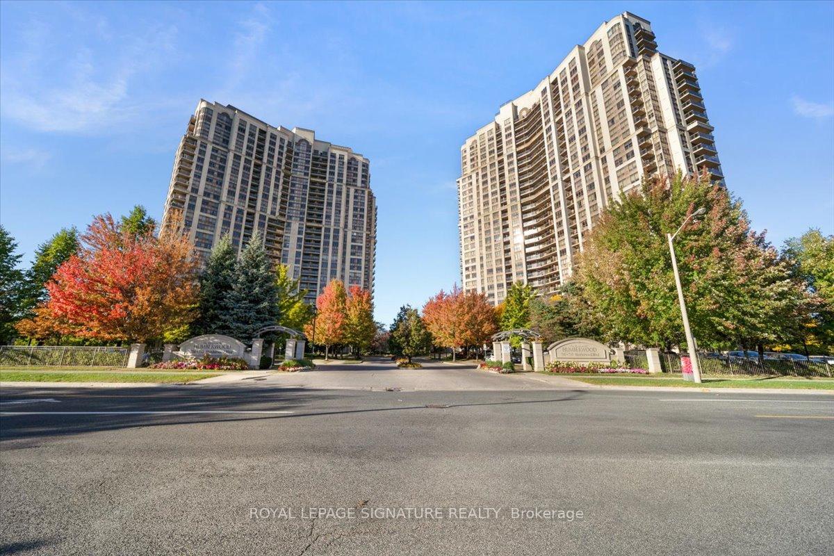 700-humberwood-boulevard-etobicoke-ontario-w12510516