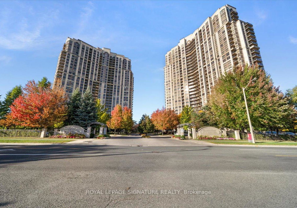 700-humberwood-boulevard-etobicoke-ontario-w12510516