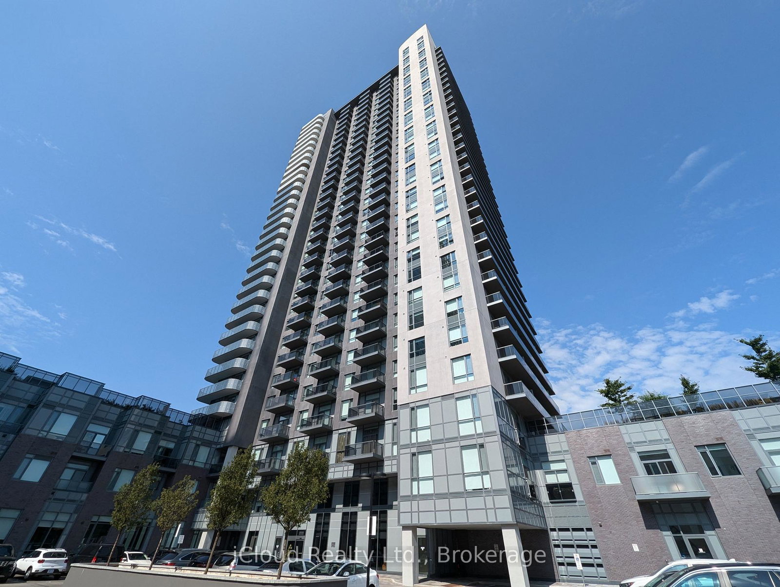 8-nahani-way-mississauga-ontario-w12510900