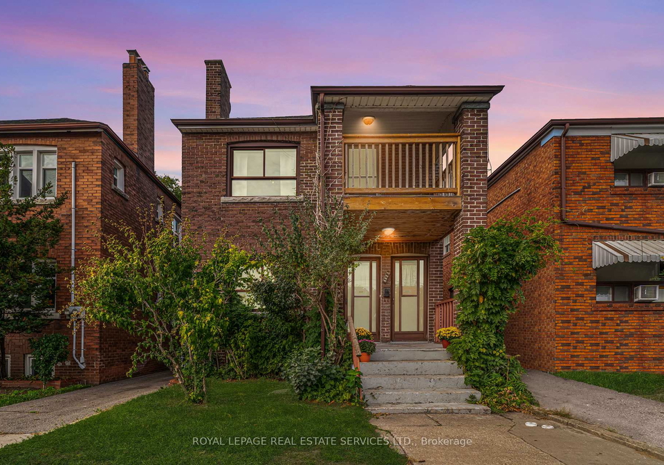 492-jane-street-toronto-ontario-w12511424