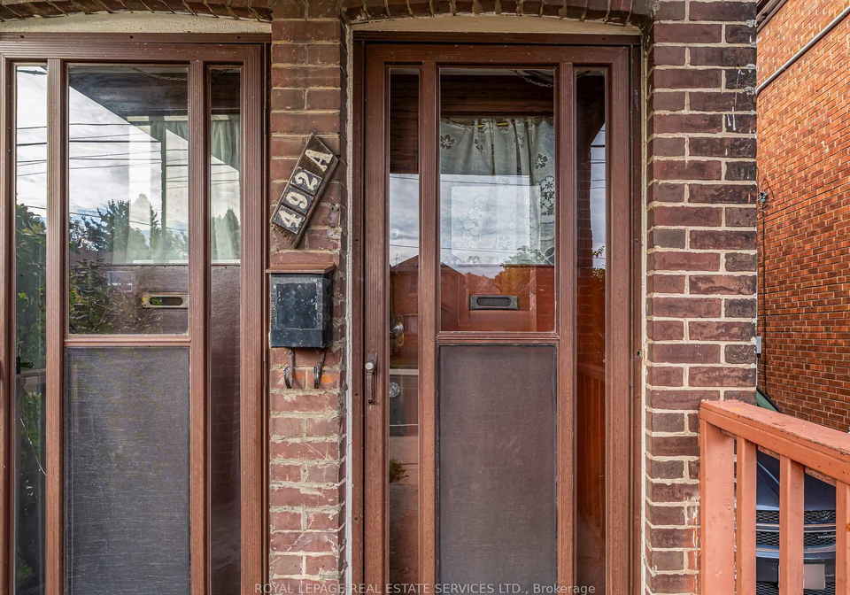 492-jane-street-toronto-ontario-w12511424