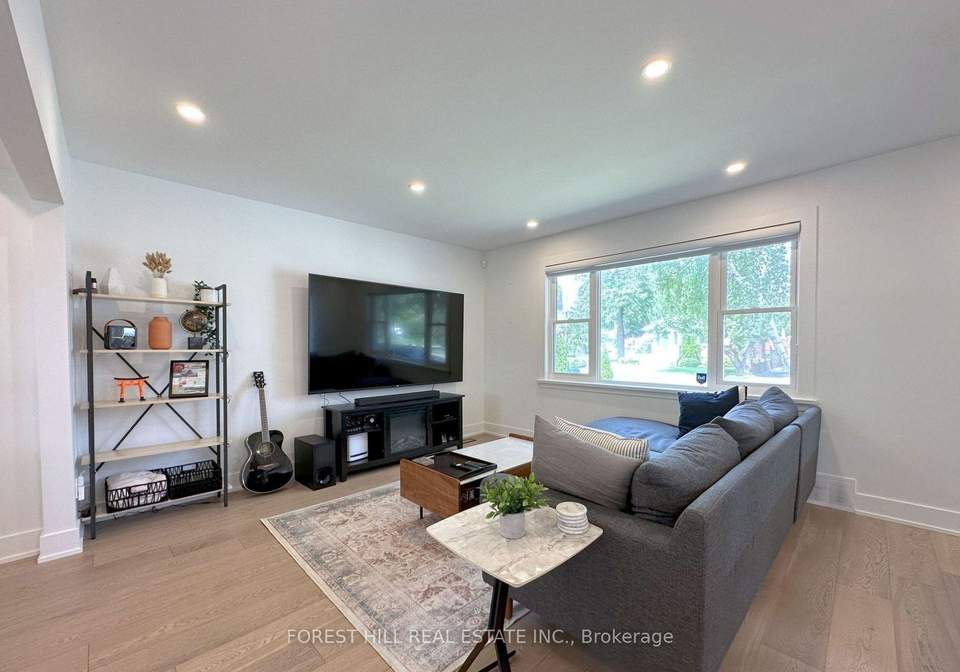 217-van-dusen-boulevard-etobicoke-ontario-w12511486