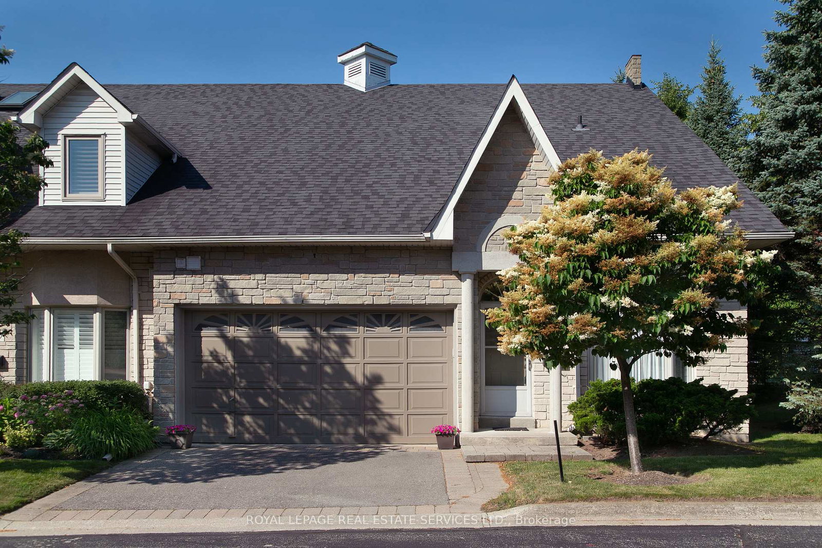 1010-cristina-court-mississauga-ontario-w12511614