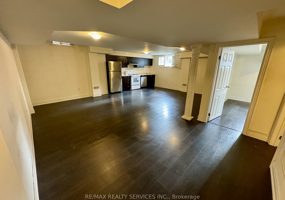 203-sussexvale-drive-brampton-ontario-w12512062