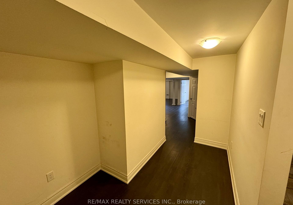 203-sussexvale-drive-brampton-ontario-w12512062
