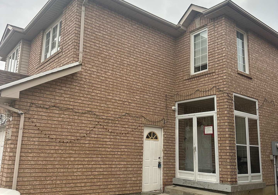 55-lauraglen-crescent-brampton-ontario-w12512508