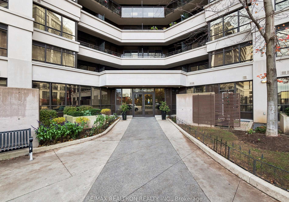 1060-sheppard-avenue-w-york-ontario-w12513406