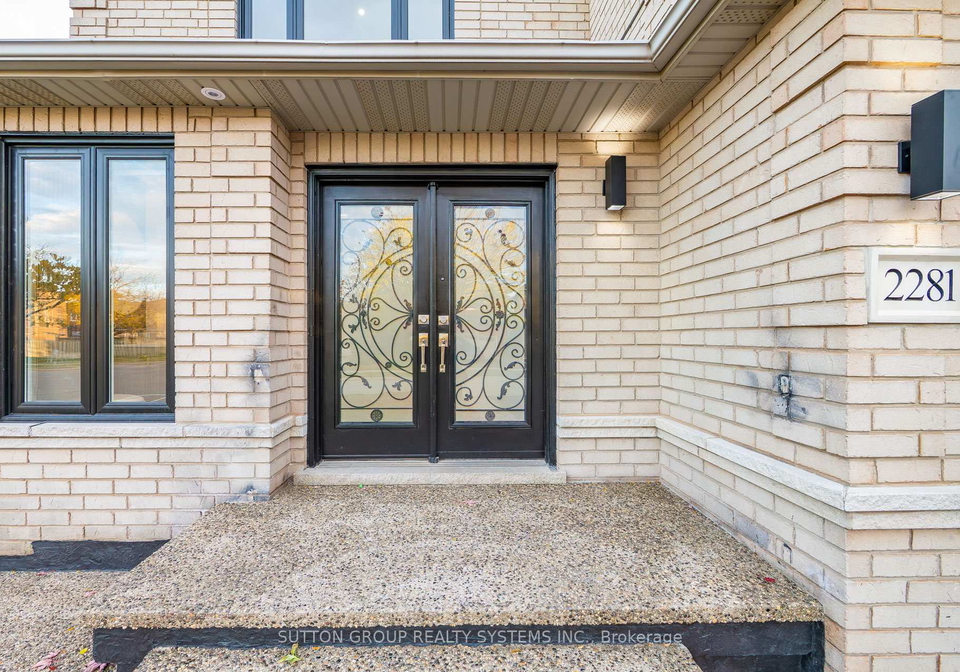 2281-pell-crescent-oakville-ontario-w12513538
