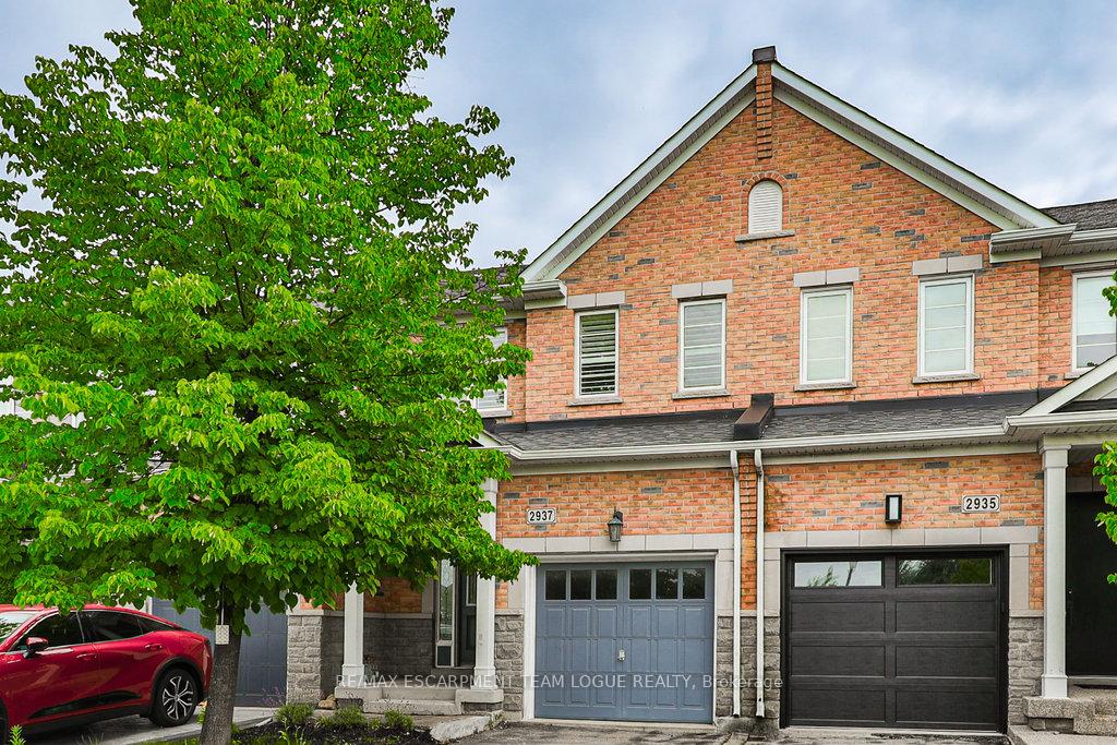 2937-guire-common-burlington-ontario-w12513618