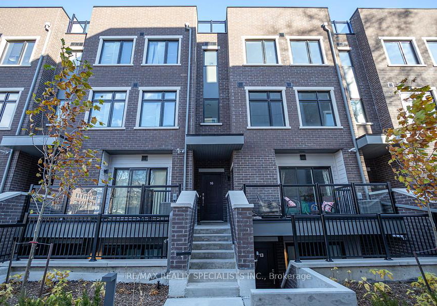 66-long-branch-avenue-etobicoke-ontario-w12514902