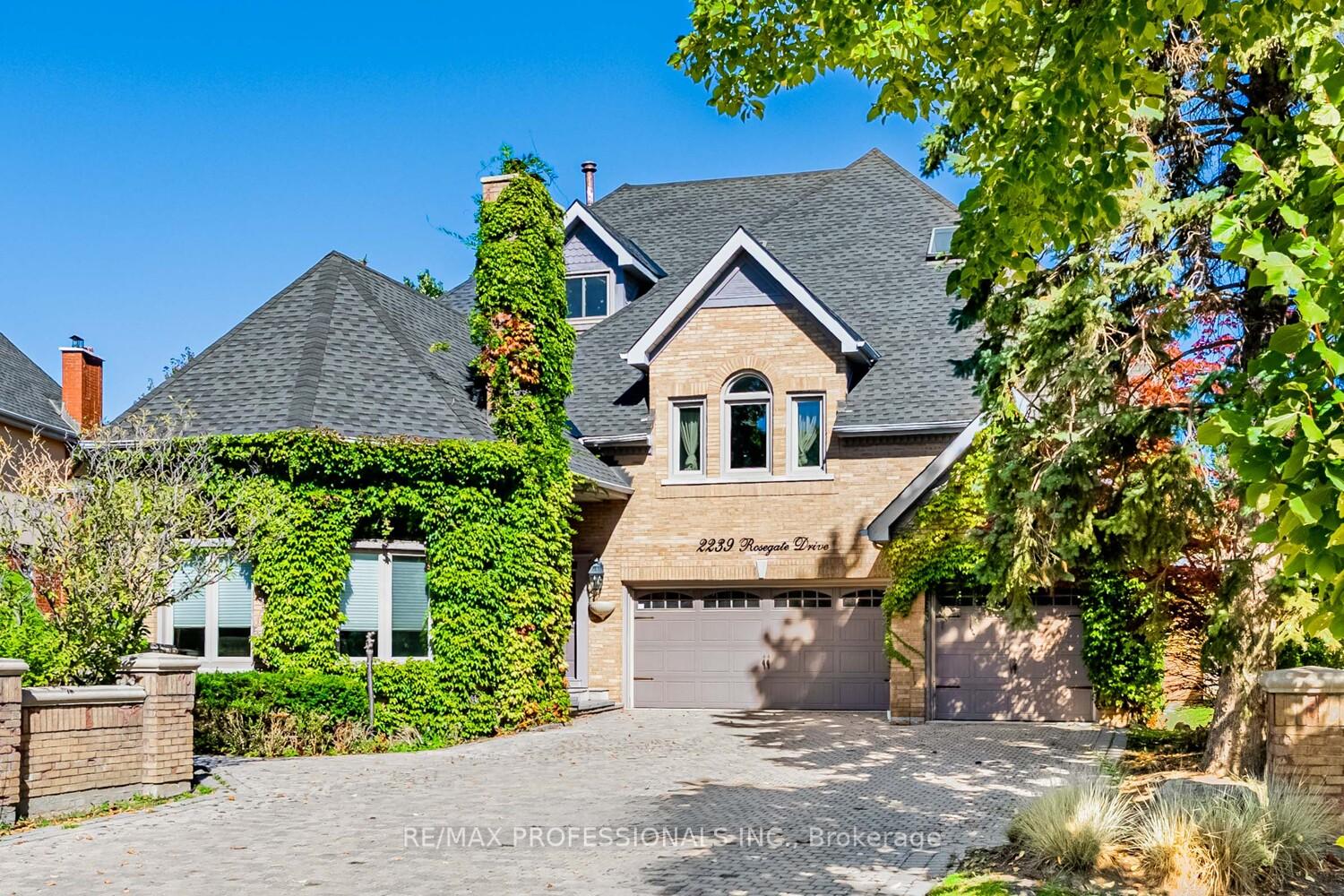 2239-rosegate-drive-mississauga-ontario-w12515098