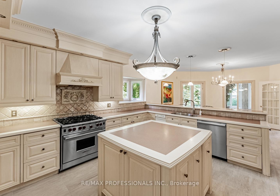 2239-rosegate-drive-mississauga-ontario-w12515098