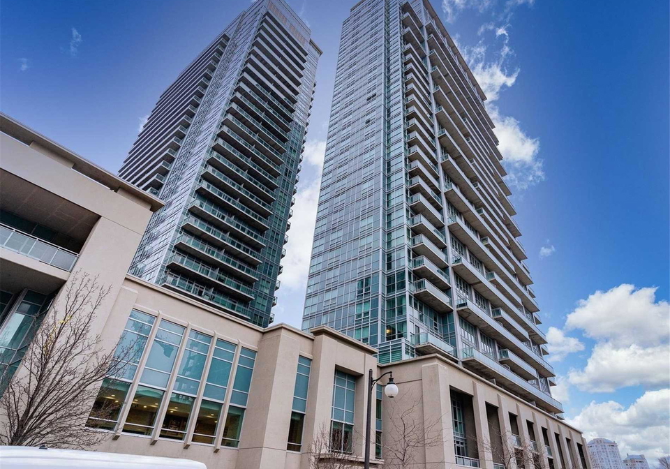 155-legion-road-n-etobicoke-ontario-w12515100