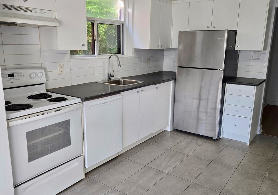 430-ridelle-avenue-north-york-ontario-w12515152