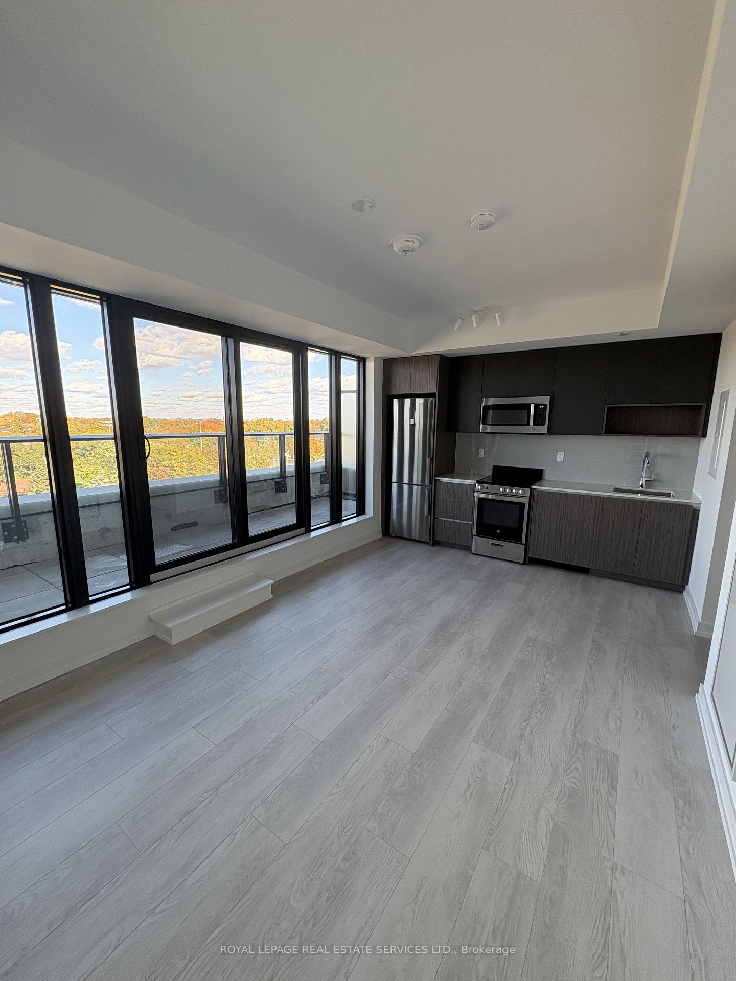 801-the-queensway-etobicoke-ontario-w12515164