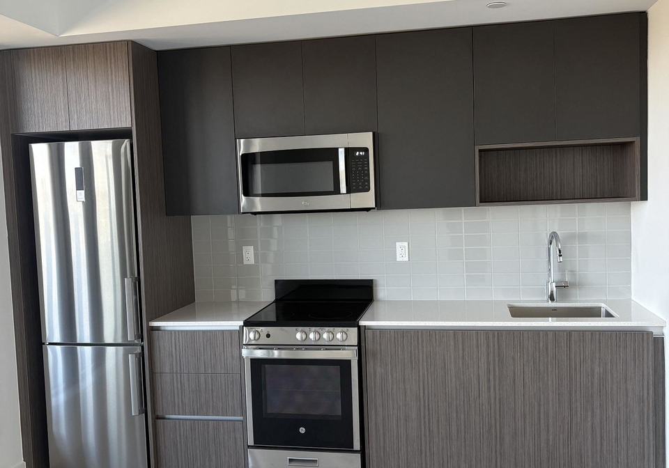 801-the-queensway-etobicoke-ontario-w12515164