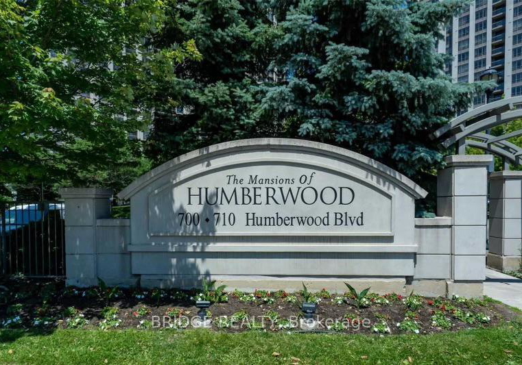 700-humberwood-boulevard-etobicoke-ontario-w12515288