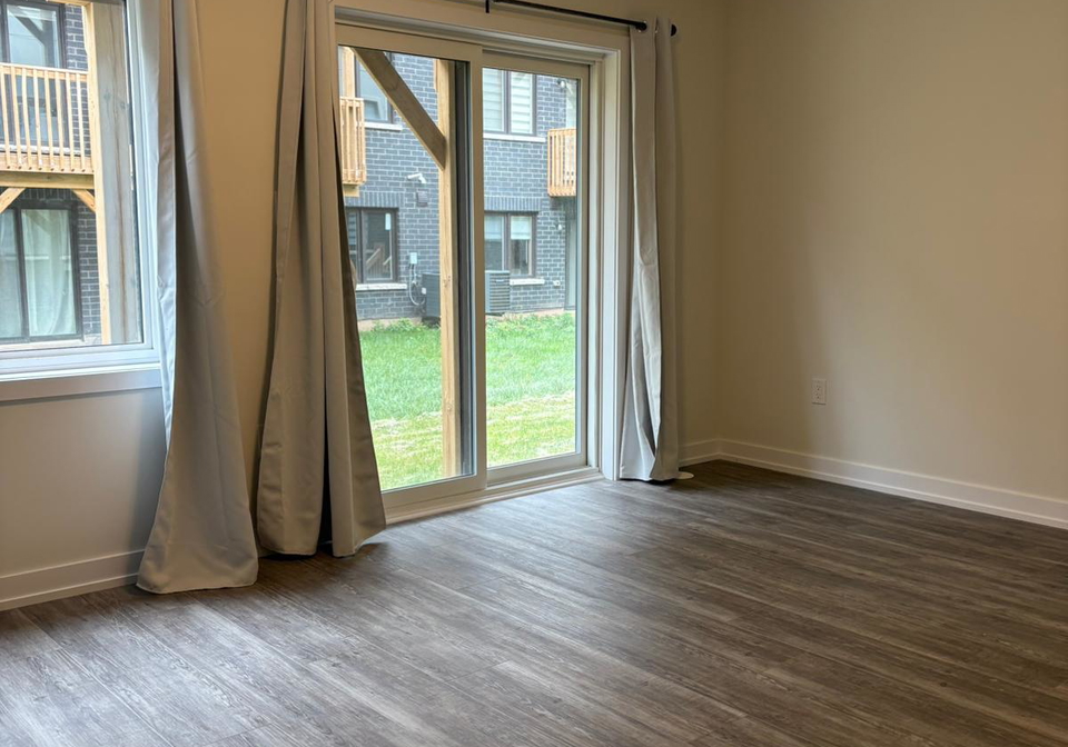 1355-shevchenko-boulevard-oakville-ontario-w12515424