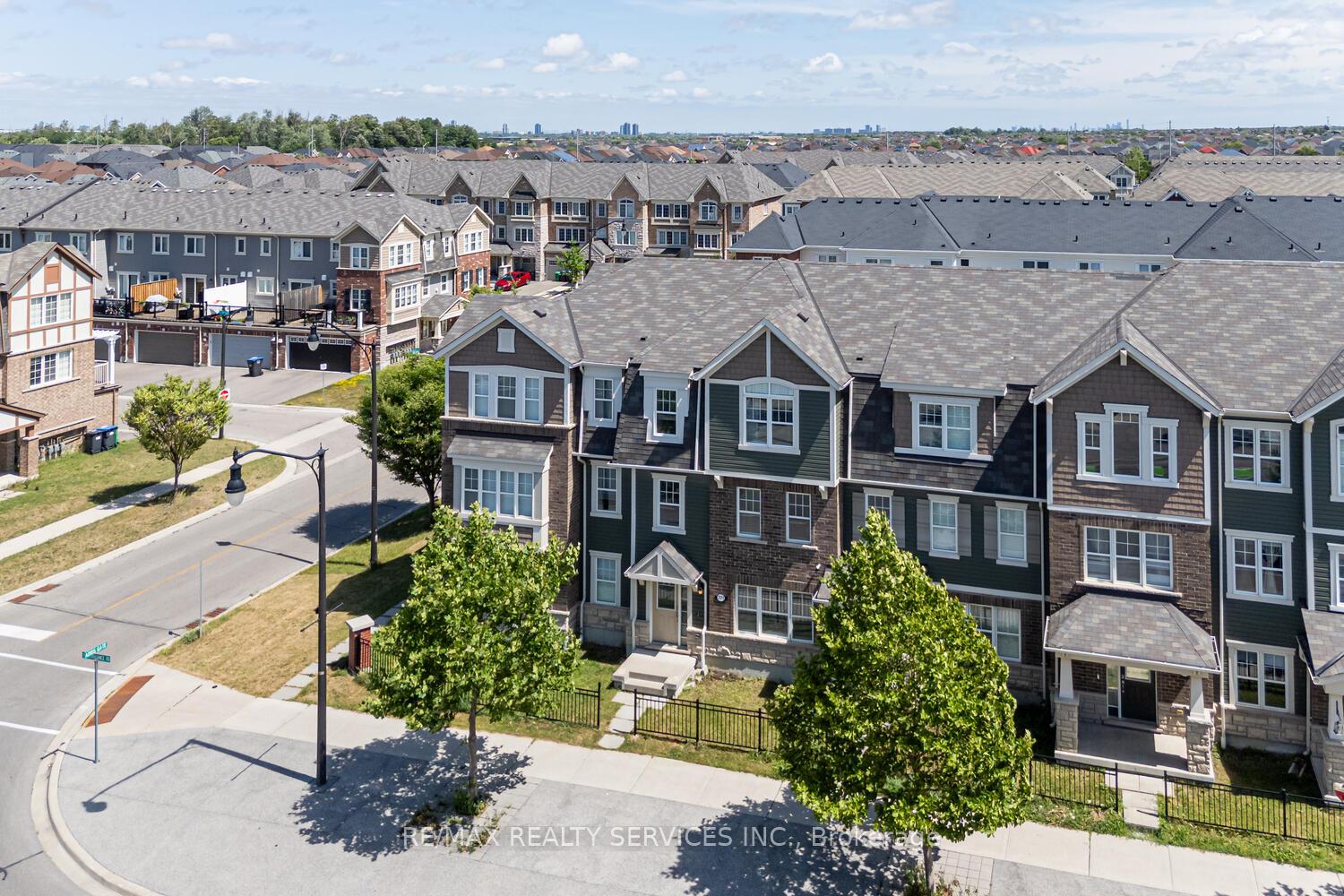 221-remembrance-road-e-brampton-ontario-w12515562