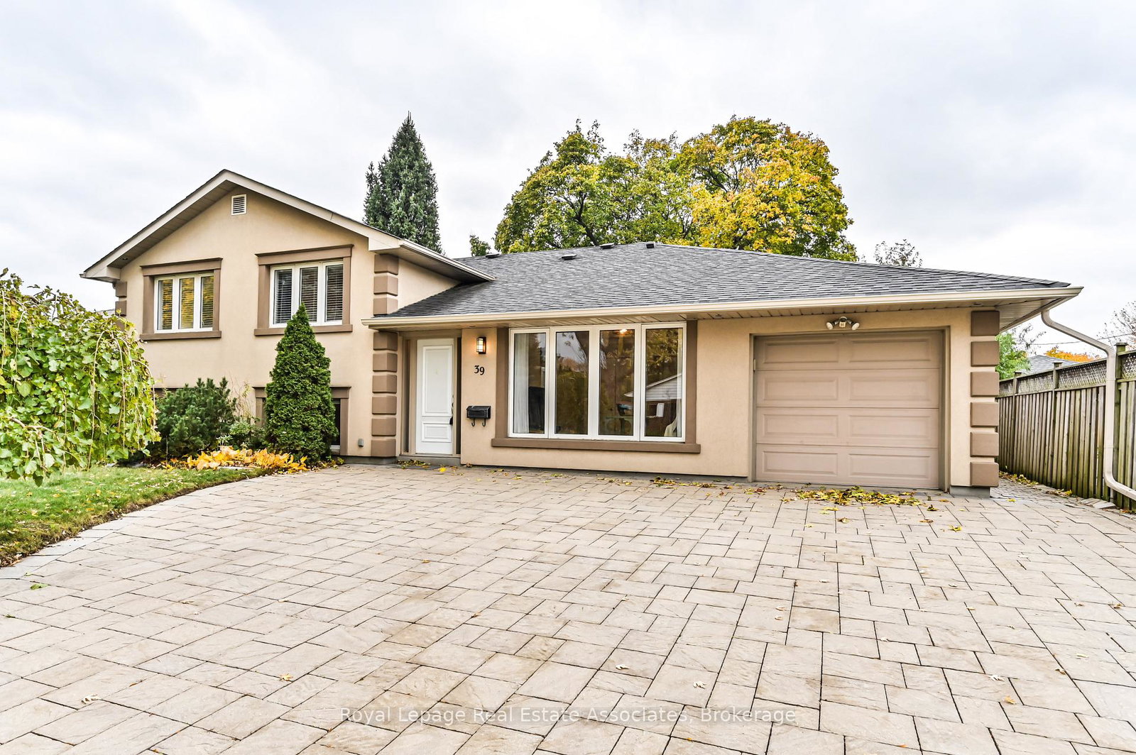 39-shipley-road-etobicoke-ontario-w12516202