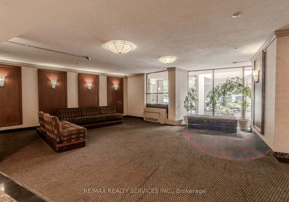 20-mississauga-valley-boulevard-mississauga-ontario-w12516486