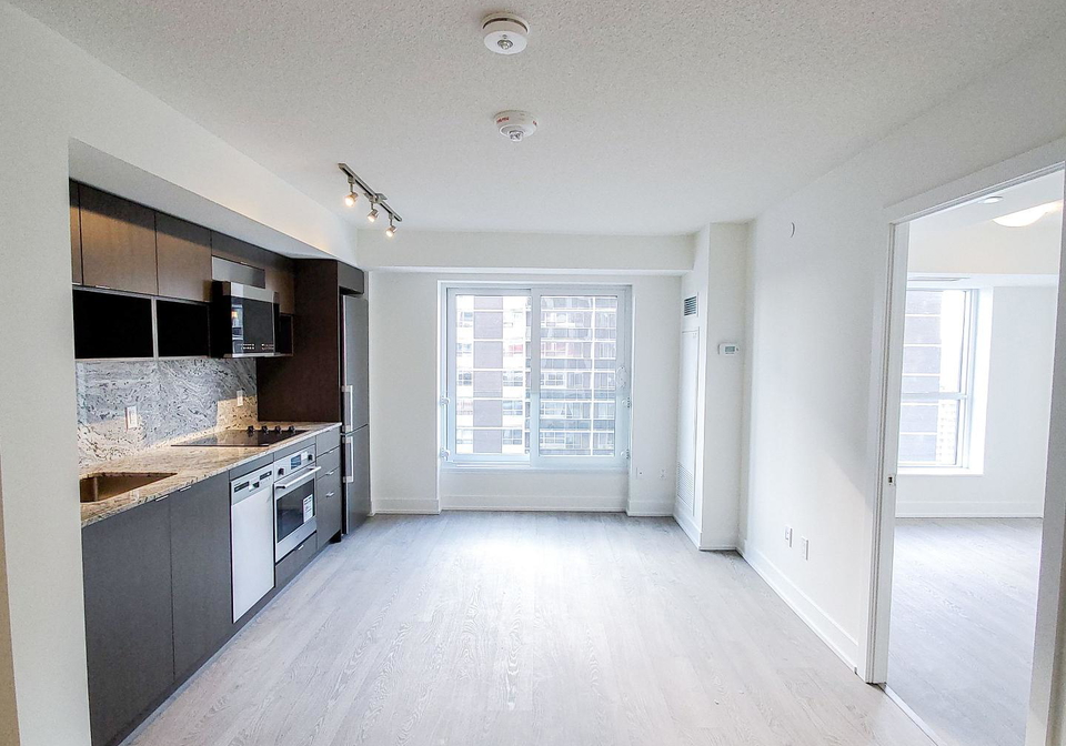 9-mabelle-avenue-etobicoke-ontario-w12516990