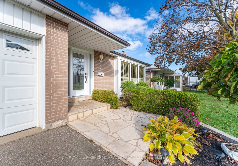9-glenora-crescent-brampton-ontario-w12517154