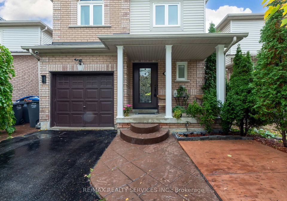 8-ridgemore-crescent-brampton-ontario-w12517270
