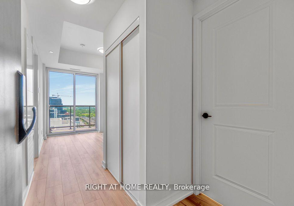 335-wheat-boom-drive-oakville-ontario-w12517328