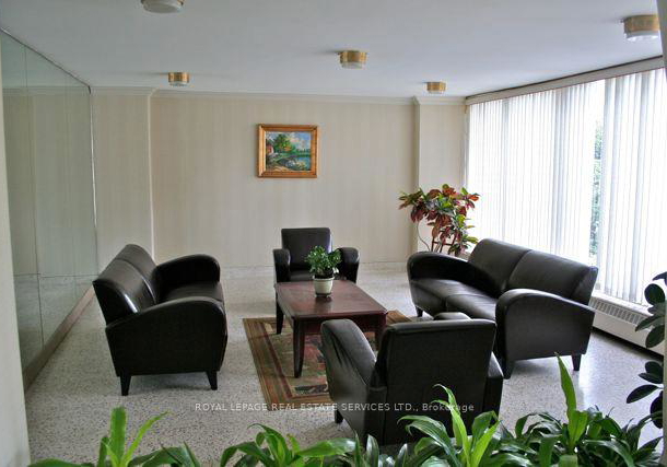 100-coe-hill-drive-toronto-ontario-w12517474