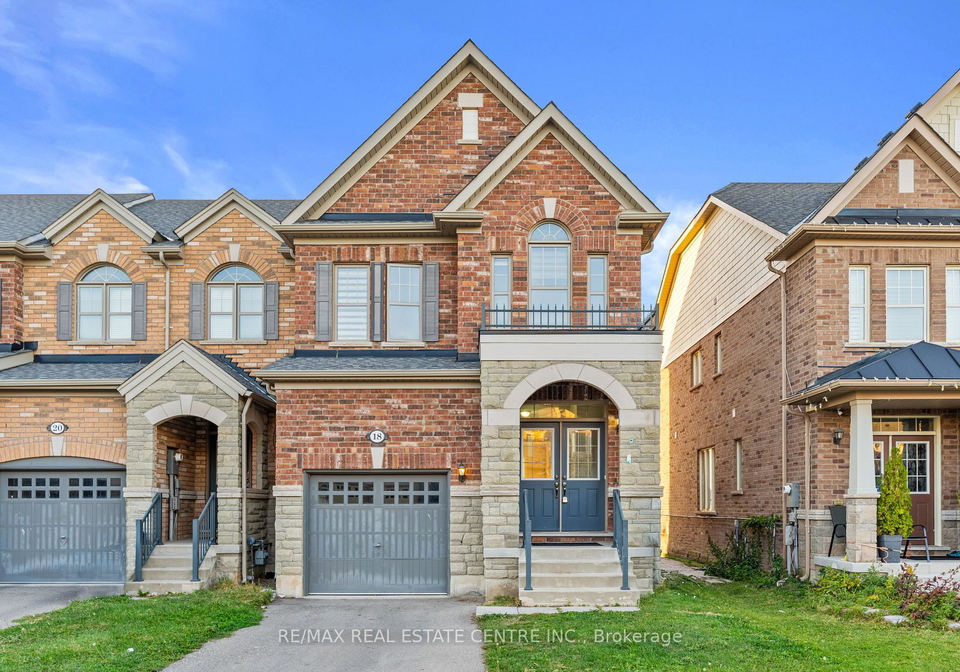 18-hogan-manor-drive-brampton-ontario-w12517656