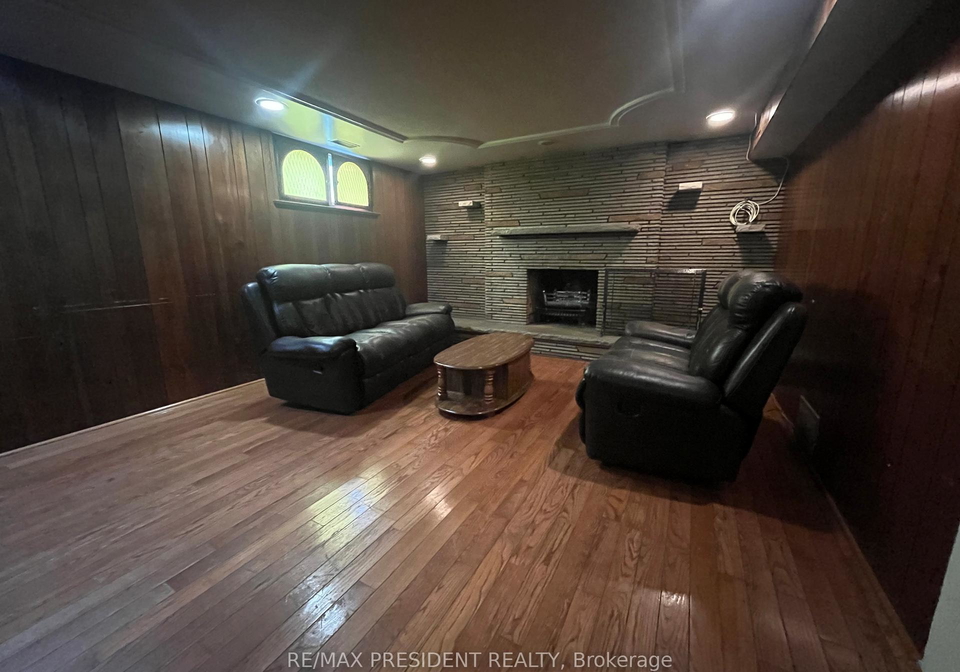 7276-dellaport-drive-mississauga-ontario-w12517850
