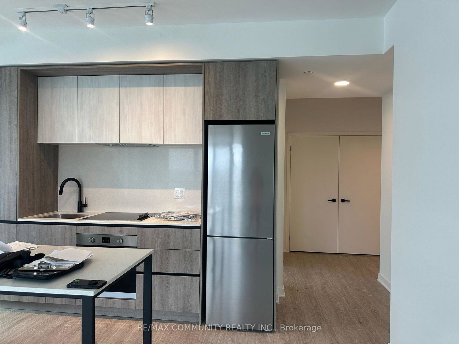 2495-eglinton-avenue-w-mississauga-ontario-w12518354