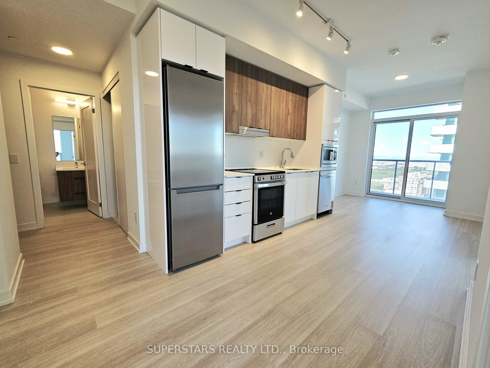 5105-hurontario-street-mississauga-ontario-w12518492