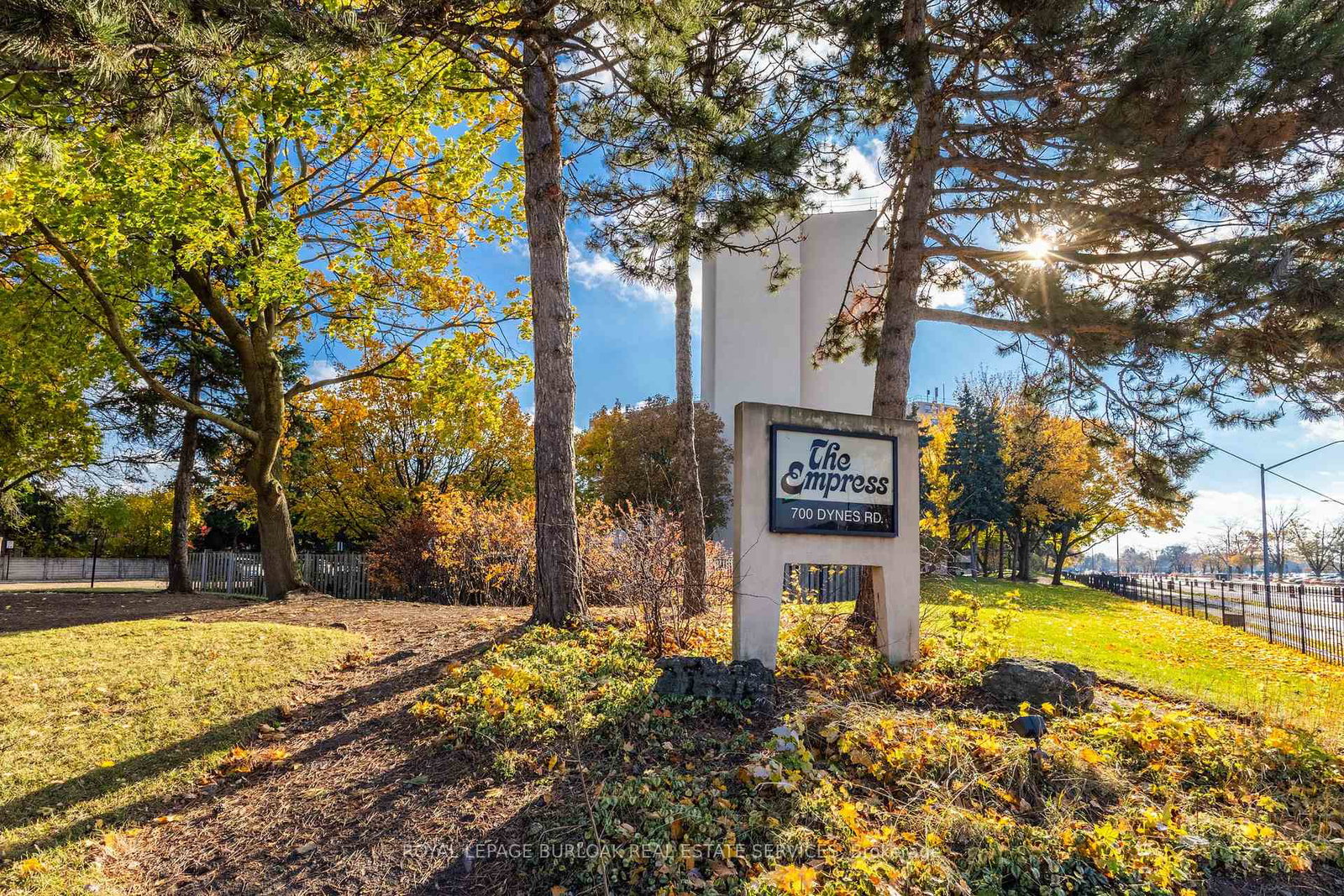 700-dynes-road-burlington-ontario-w12518692