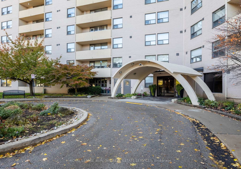 700-dynes-road-burlington-ontario-w12518692