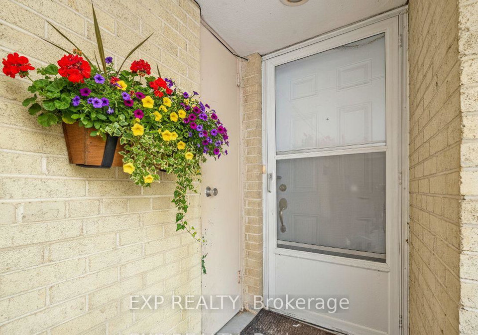 33-four-winds-drive-york-ontario-w12519200